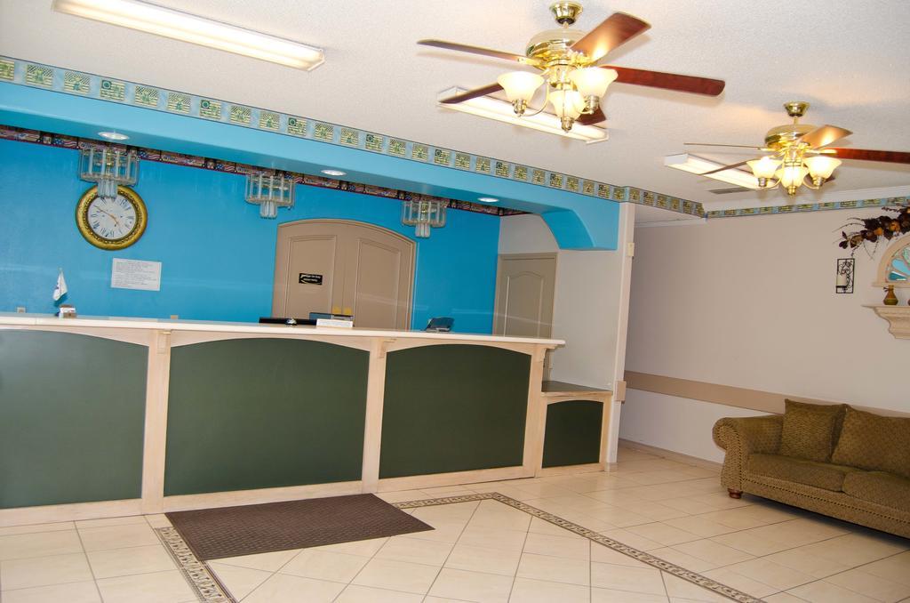 Texas Inn And Suites City Center At University Dr. Edinburg Ngoại thất bức ảnh