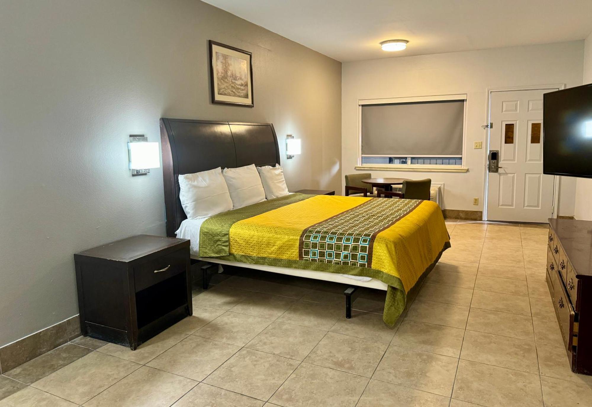 Texas Inn And Suites City Center At University Dr. Edinburg Ngoại thất bức ảnh