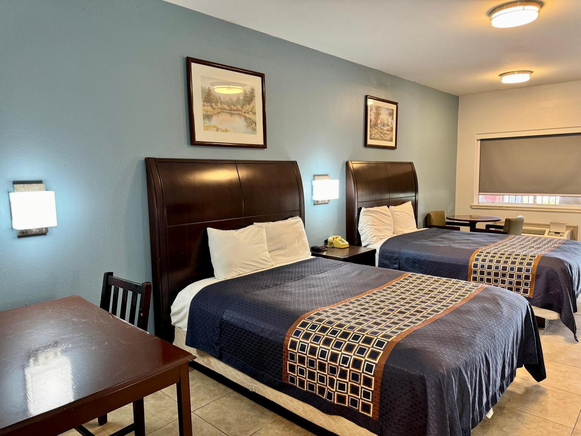 Texas Inn And Suites City Center At University Dr. Edinburg Ngoại thất bức ảnh