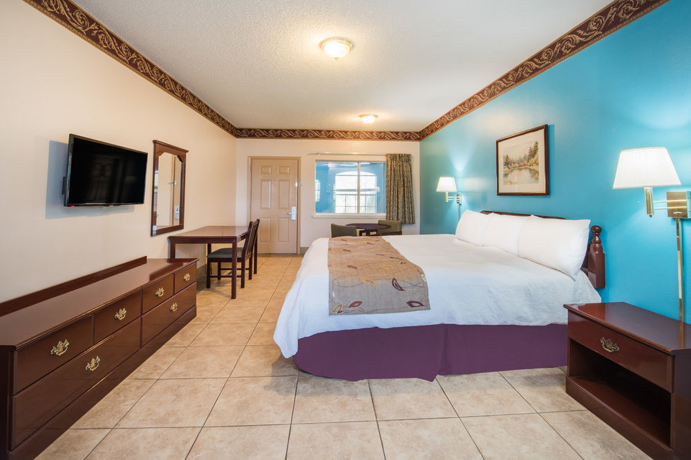 Texas Inn And Suites City Center At University Dr. Edinburg Ngoại thất bức ảnh