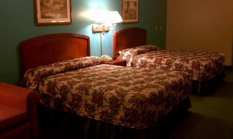 Texas Inn And Suites City Center At University Dr. Edinburg Ngoại thất bức ảnh